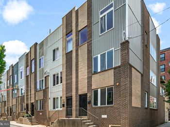 1146 N Orianna Street