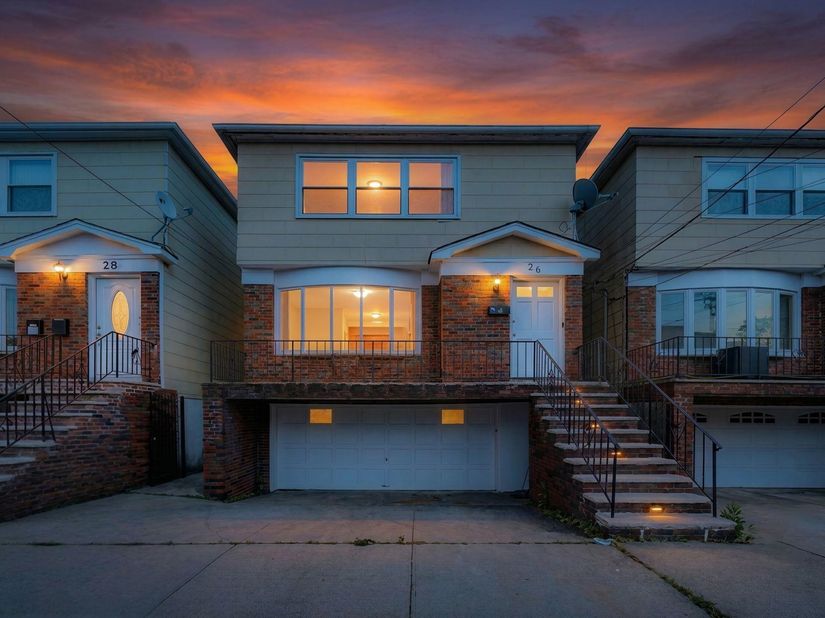 26 Pierce Ave, Jersey City NJ 07307