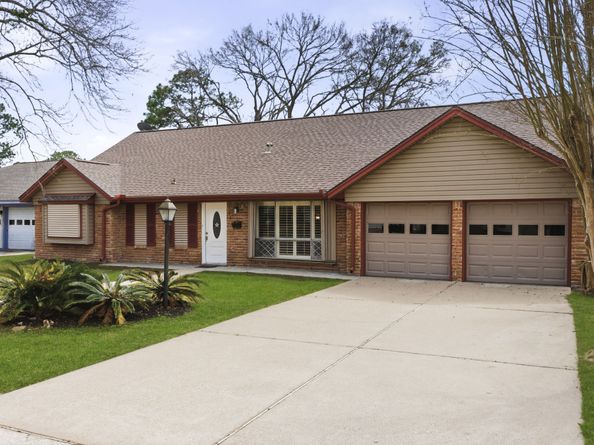 1620 Beachcomber Lane, Houston TX 77062
