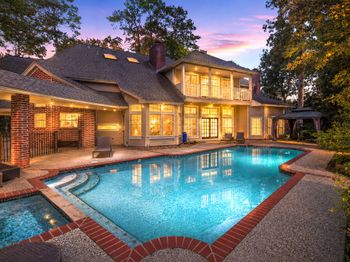 5230 Wincroft Court