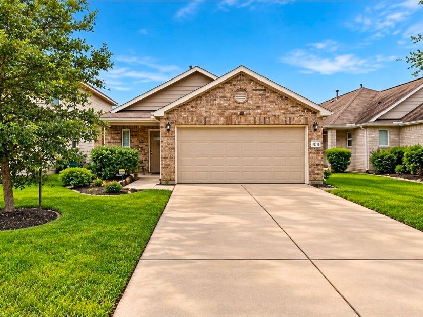 10711 Sun River Falls Drive, Humble TX 77396