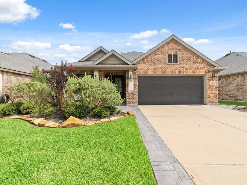3825 Enchanted Timbers Lane, Spring TX 77386