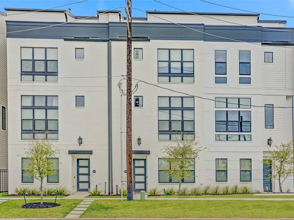 1104 Ennis Street, Houston TX 77003