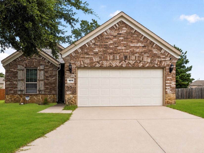16648 Conner Creek Lane, Houston TX 77044