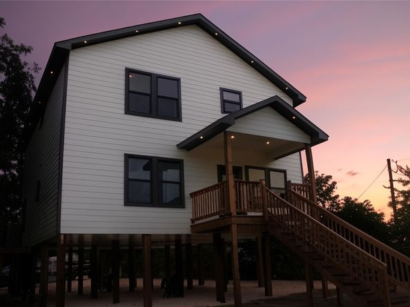 5217 Pickfair Street, Houston TX 77026