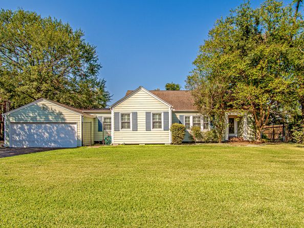 520 W 30th Street, Houston TX 77018