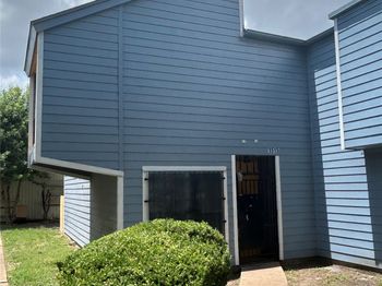 5625 Antoine Drive