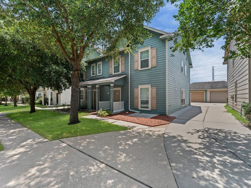 16775 Mammoth Springs Drive, Houston TX 77095
