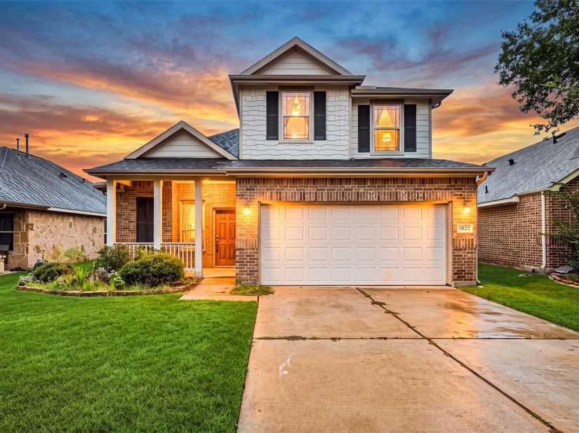 19023 Pinewood Point Lane, Tomball TX 77377