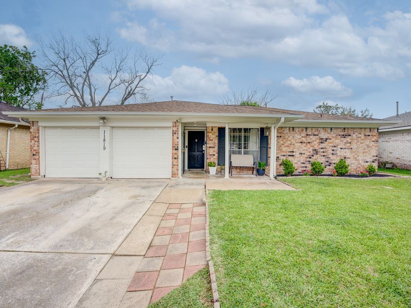 11819 S Nottingham Circle, Houston TX 77071