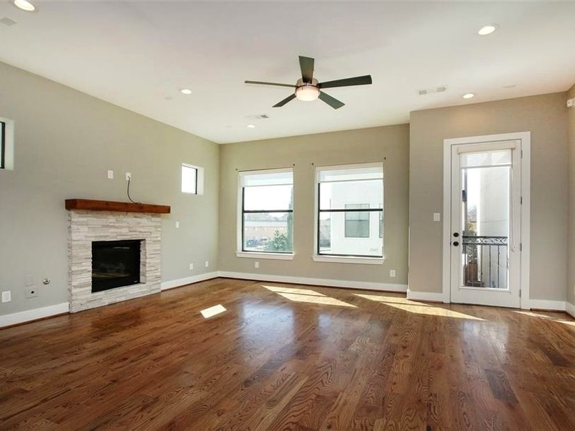 2529 Calumet Street, Houston TX 77004
