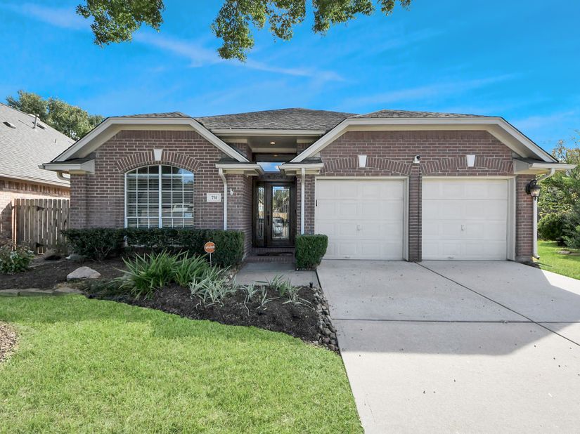 731 Avery Drive, Sugar Land TX 77479