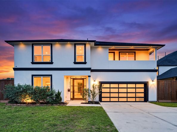 4429 Ella Boulevard, Houston TX 77018