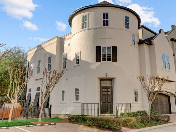 1701 Wrenwood Lakes, Houston TX 77043