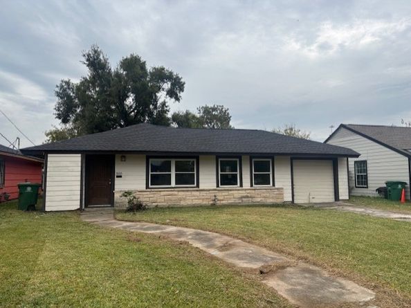 3215 Pecan Street, Houston TX 77087