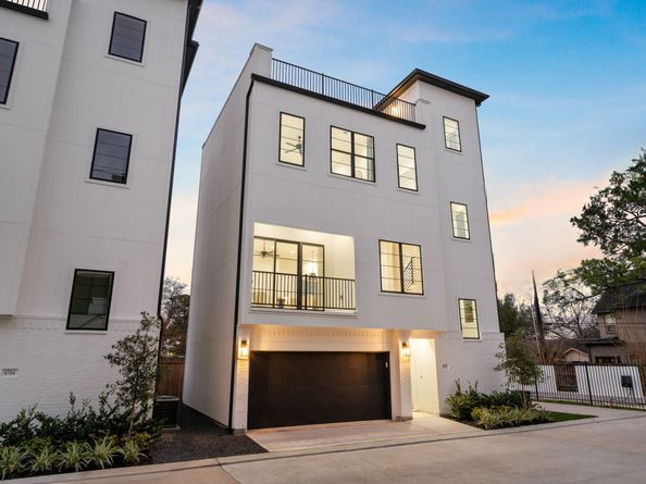 8706 Ojeman Villas Drive, Houston TX 77055