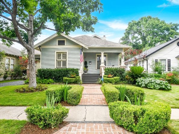 209 E Woodland Street, Houston TX 77009