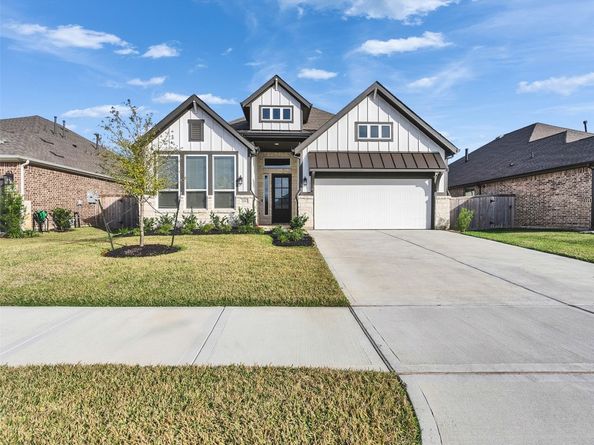 2211 Cherry Bridge Lane, Tomball TX 77375