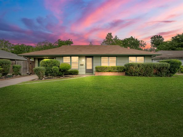 6807 Kingsway Drive, Houston TX 77087