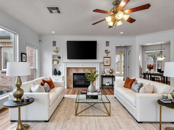 9915 Valance Way, Conroe TX 77385