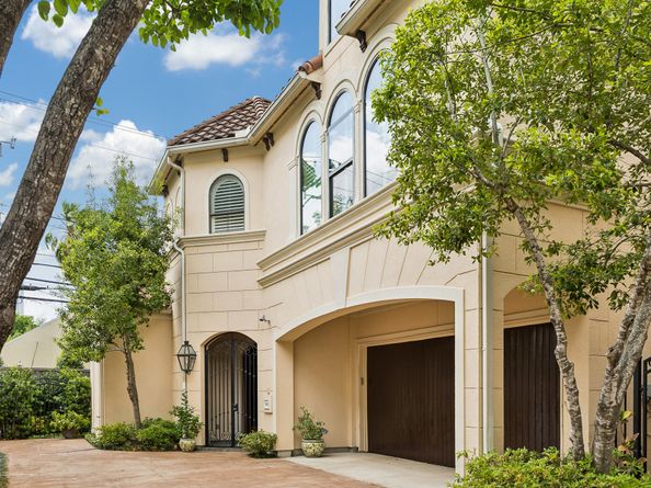 3016 Mid Lane B, Houston TX 77027
