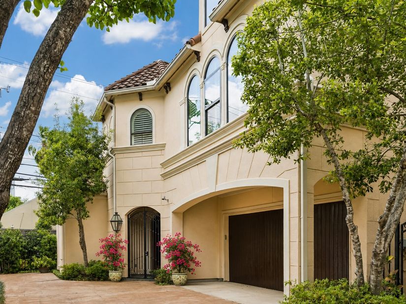 3016 Mid Lane B, Houston TX 77027