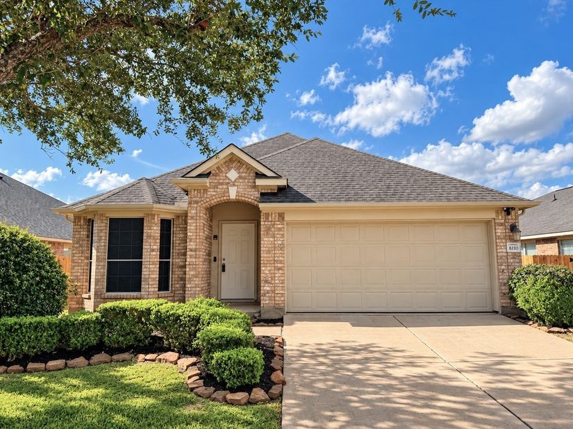 8110 Saragosa Blue Lane, Richmond TX 77407