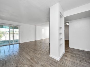 5625 Antoine Drive