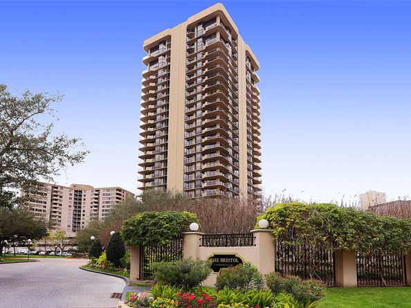 3350 McCue 1702, Houston TX 77056