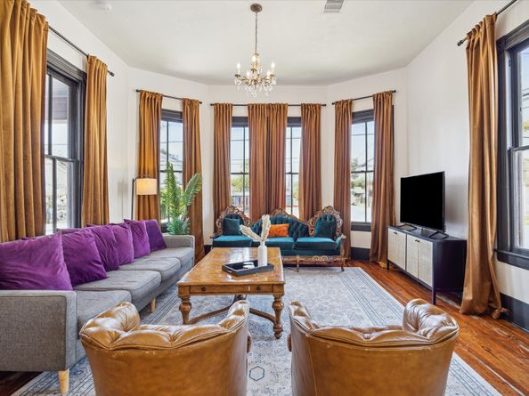 1920 Fulton Street, Houston TX 77009