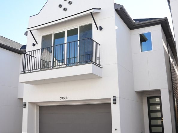 5906 Saint Augustine Street C, Houston TX 77021