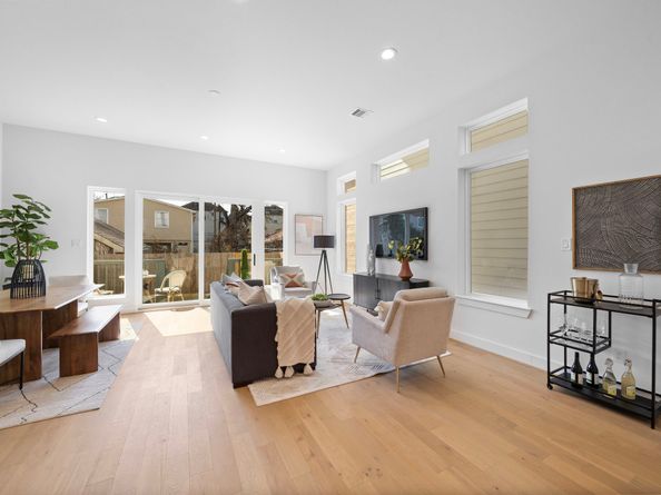 1524 W 21st St, Houston TX 77008