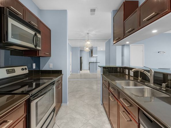 9800 Pagewood Lane 3103, Houston TX 77042