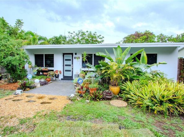 1032 SW 15th Terrace, Fort Lauderdale FL 33312