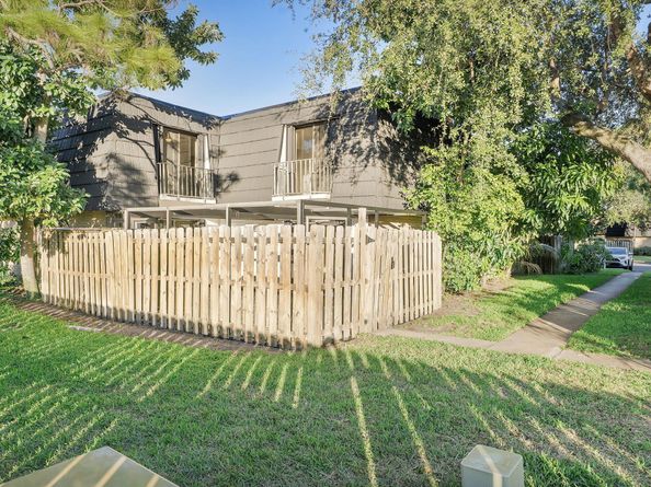 291 Woodland Road, Palm Springs FL 33461