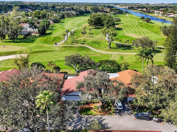 661 Hollows Circle, Deerfield Beach FL 33442