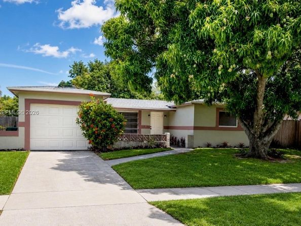 8001 NW 3rd Place, Margate FL 33063