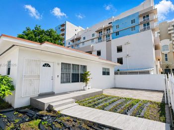 2727 SW 24th Street
