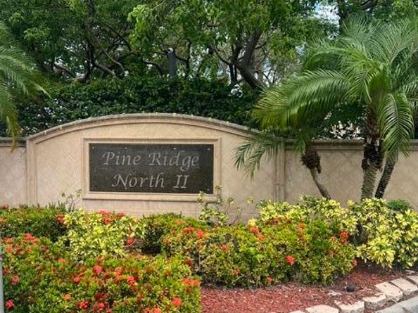 628 Sea Pine Way H1, Greenacres FL 33415