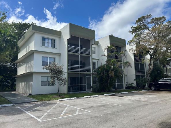 4205 N University Drive 112, Sunrise FL 33351