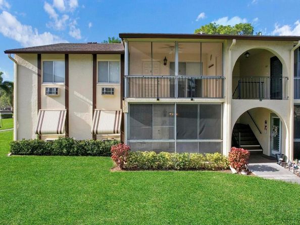 3527 La Palmas Court A1, Greenacres FL 33463
