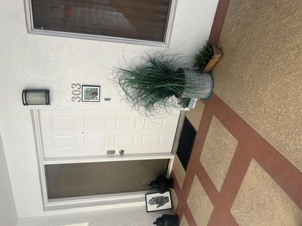 7370 Orangewood Lane 303, Boca Raton FL 33433