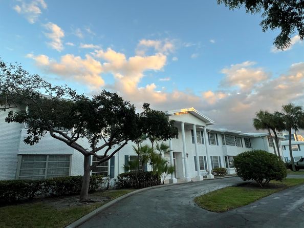 6800 NE 22nd Way 2121, Fort Lauderdale FL 33308