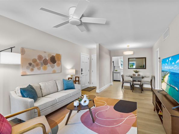 3216 SE 8th Street 305, Pompano Beach FL 33062