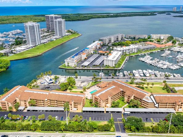 1030 Us Highway 1 103, North Palm Beach FL 33408