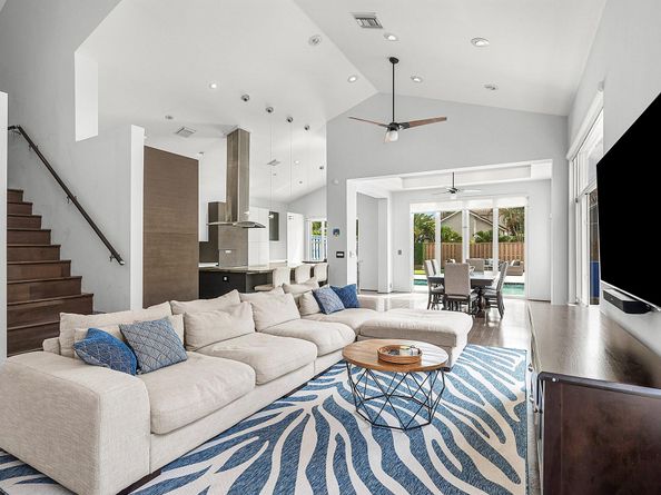 6638 NW 27th Avenue, Boca Raton FL 33496