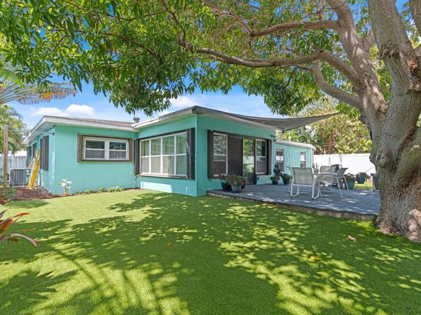 1516 N M Street, Lake Worth Beach FL 33460