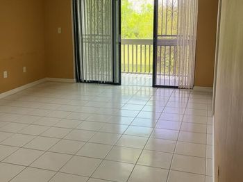 8879 Fontainebleau Boulevard