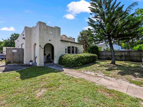 Undisclosed Address #RX-11131019, West Palm Beach FL 33407