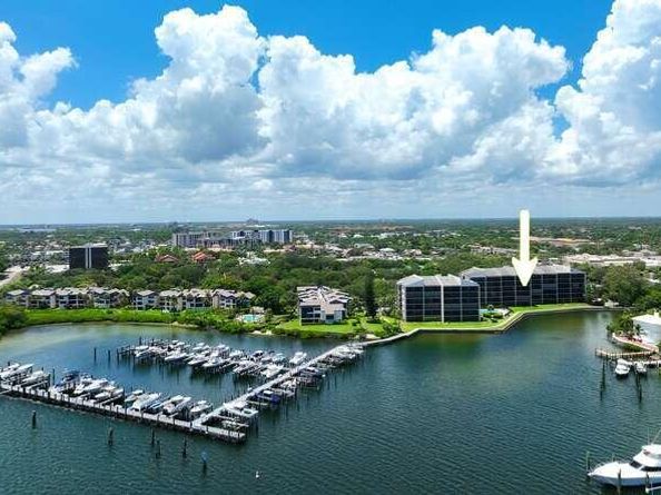 11370 Twelve Oaks Way 415, North Palm Beach FL 33408